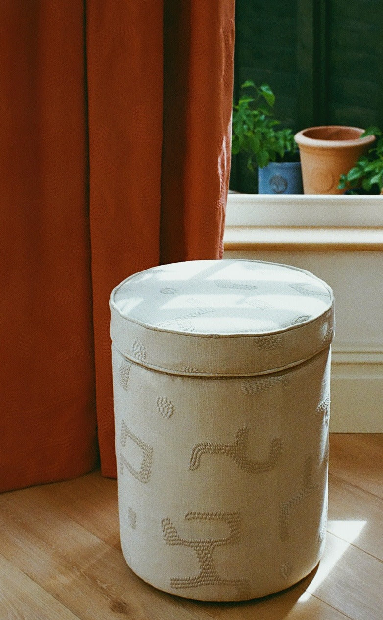Aurora Footstool, Raphia, Powder