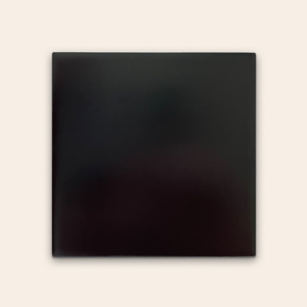 Lacquer Chip Sample, Charcoal