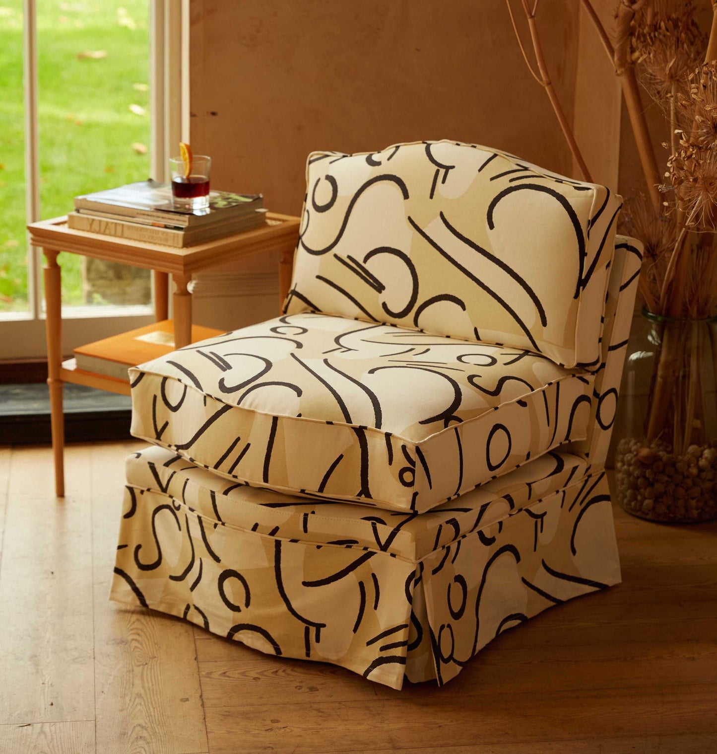 Felix Slipper Chair, Fig