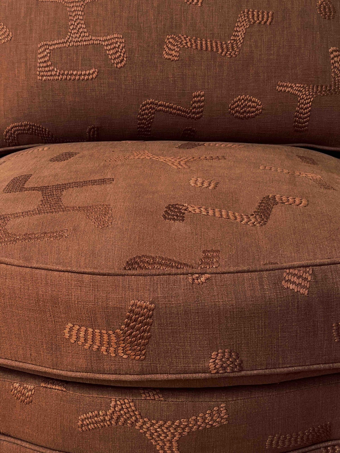 Elio Armchair, Raphia, Tobacco