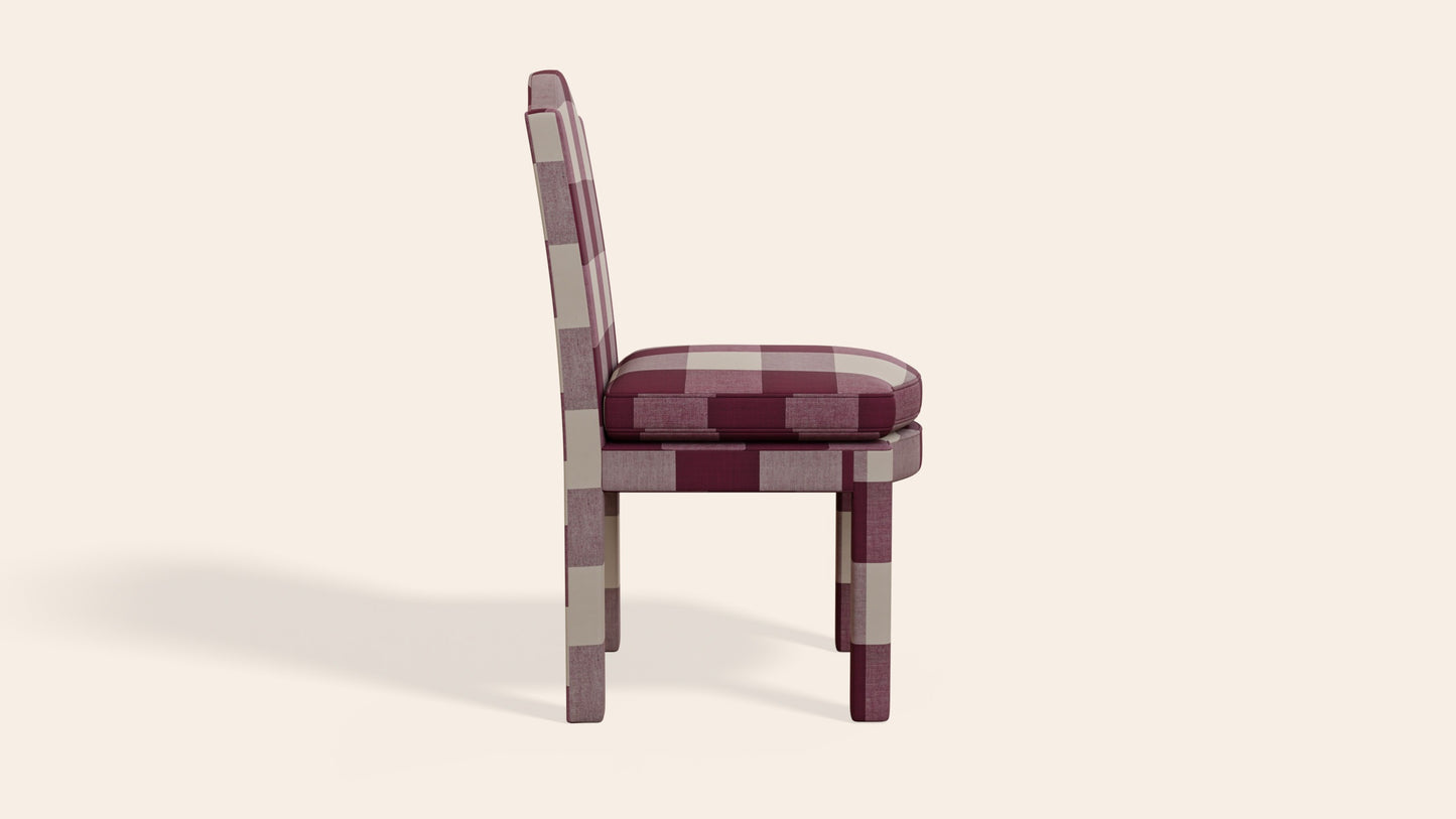 Pair of Leo Dining Chairs, Fig