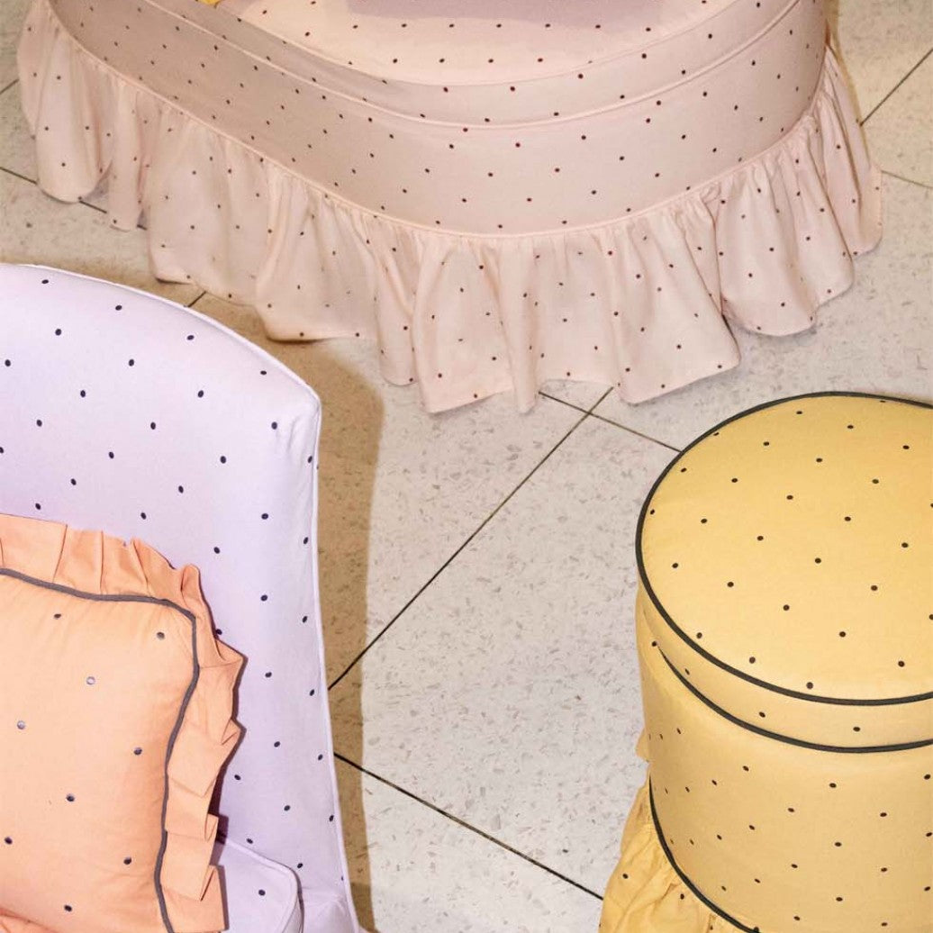 Aurora Footstool, Biscotti