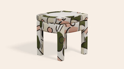 Piero Footstool, Pesto